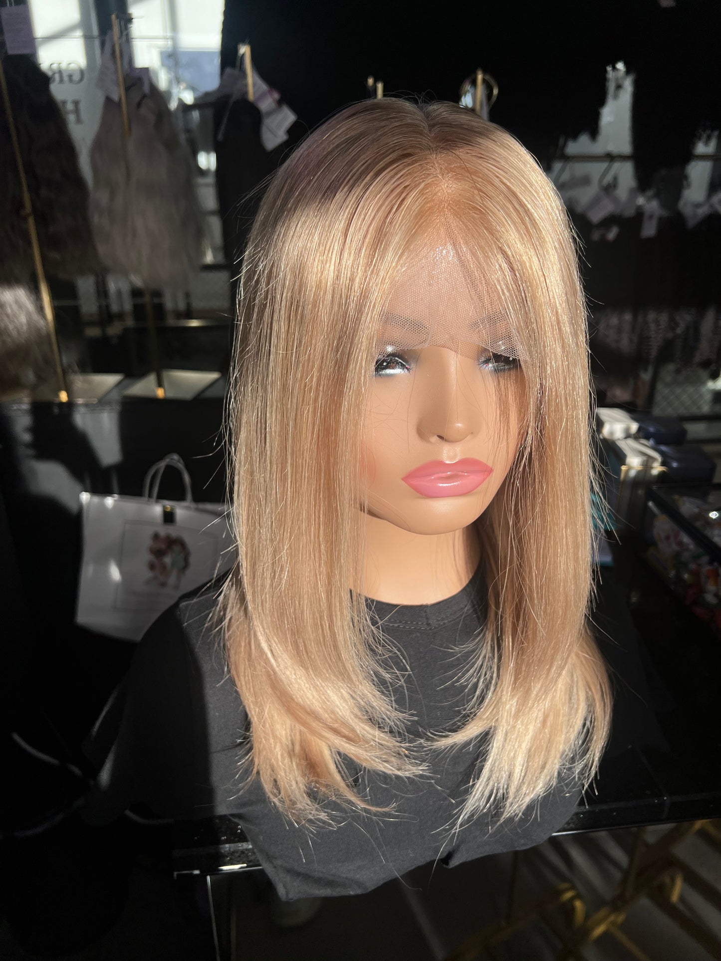 European highlights blond wig .